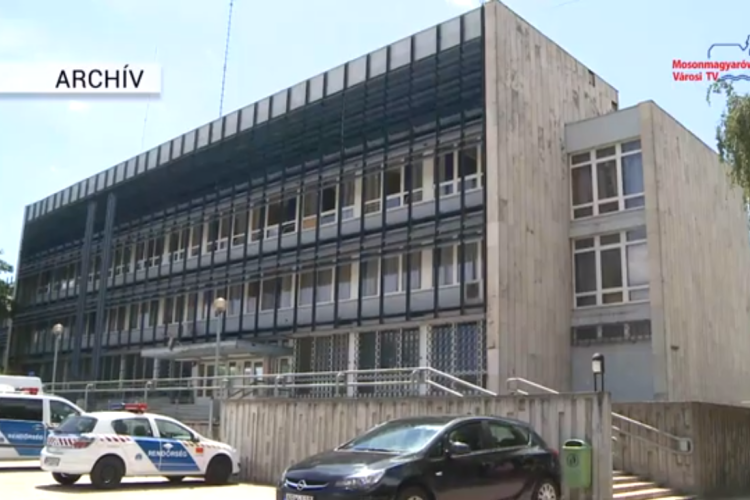 Barátnőjét bántalmazta egy férfi a vasútállomáson