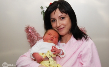 2013 első, Mosonmagyaróváron született babája
