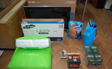 Rendőrkézen a bolti tolvaj