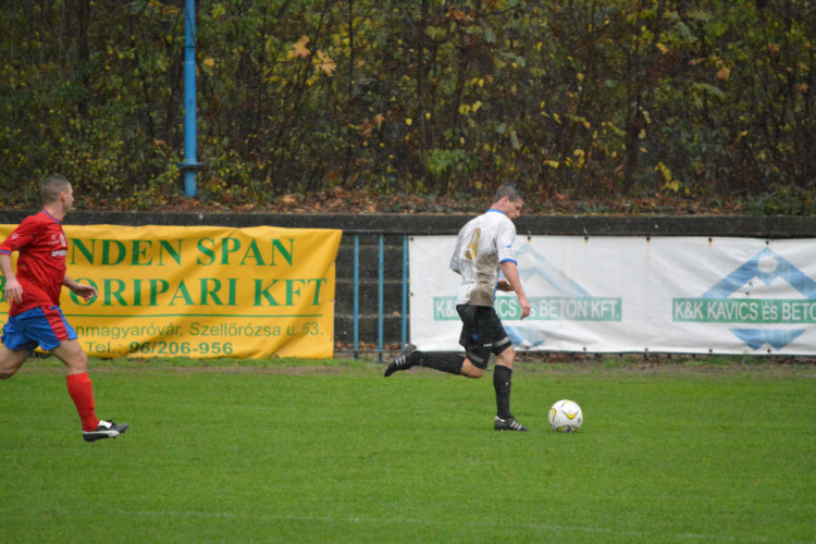 FUTURA Mosonmagyaróvár - Csepel Fc (2:1) Gratulálunk! (Fotó: Nagy Mária)