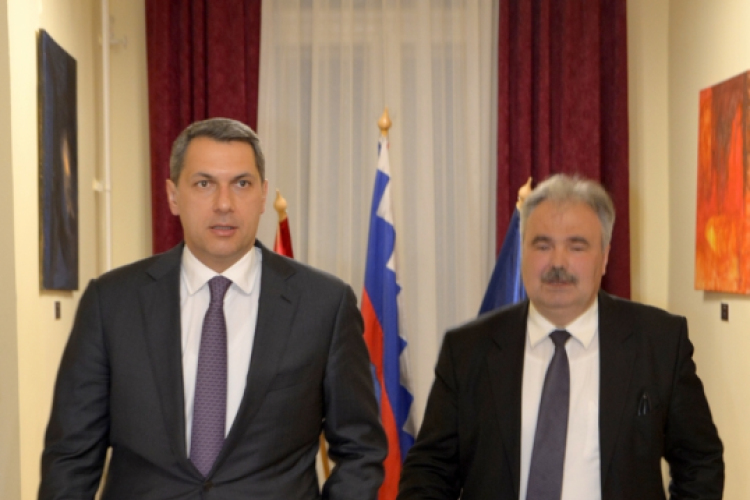 Sajtótájékoztató és Lakossági Fórum