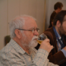 Borkóstoló a Kertbarátoknál (Fotó: Nagy Mária)