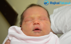 Varga Flóra, 3330 gr. Jánossomorja